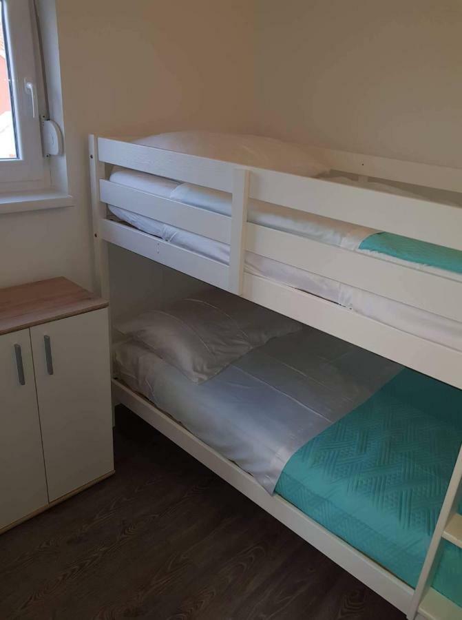 Apartmani Luce I Miho นิน ภายนอก รูปภาพ